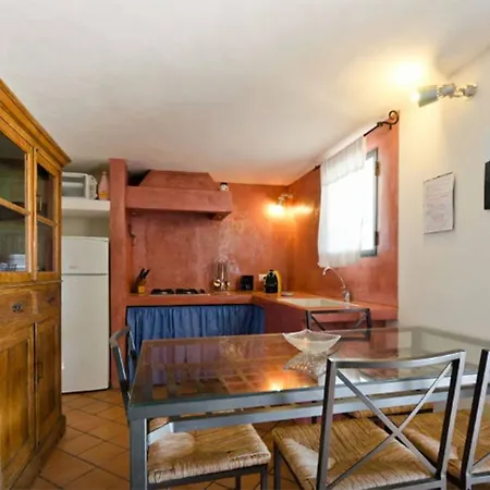 Dammusi Ambra Scauri (Sicily)