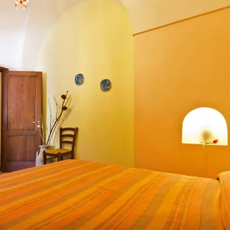 Dammusi Ambra Casa vacanze Scauri (Sicily)