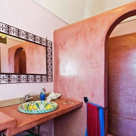 Dammusi Ambra Casa vacanze *